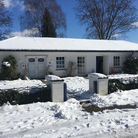 Budget-Unterkunft Im Wunderschonen Haus Mit Herrlichem Panoramablick Lüneburg Exterior foto